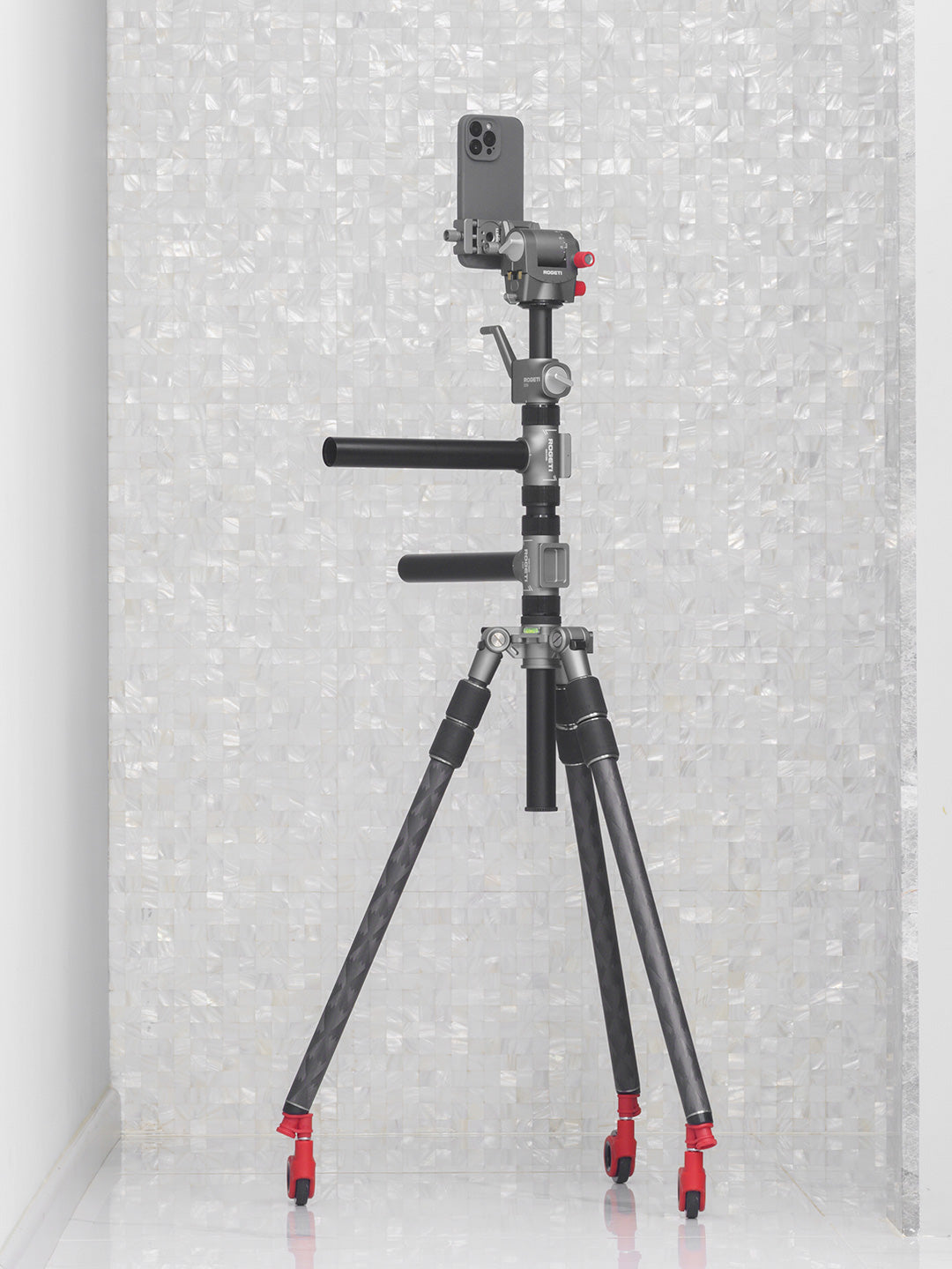Smartphone Clamp/Cell Phone Holder/iPhone Tripod Mount Adapter